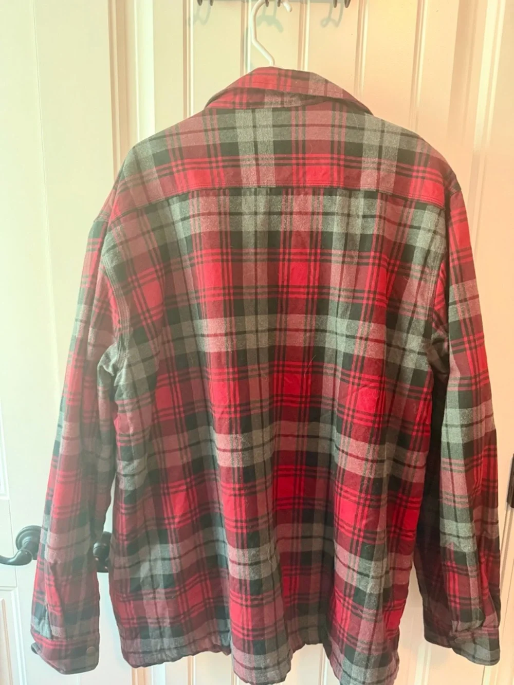 Carhartt Red & Gray Plaid Sherpa-Lined Shirt Jacket - Picture 2 of 3